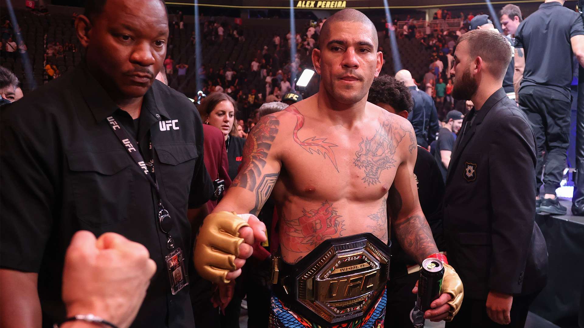 他以快速和 他以快速和